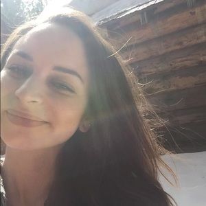 Meet your Posher, Daniella